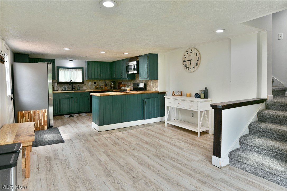 338 East Calla Road Youngstown, OH 44514 - Photo 10 of 48