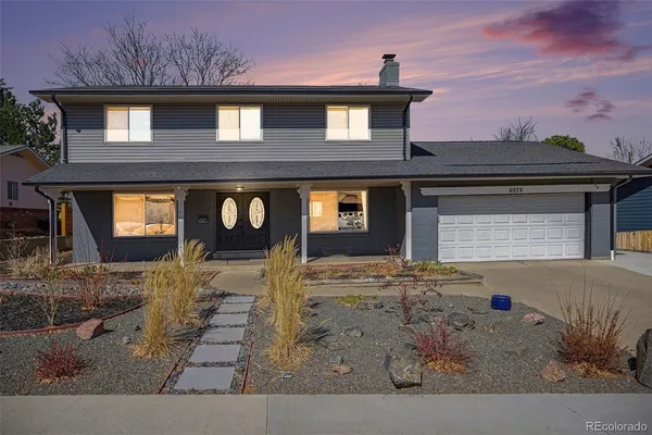 $855,000 | 6939 South Syracuse Court, Centennial, CO 80112