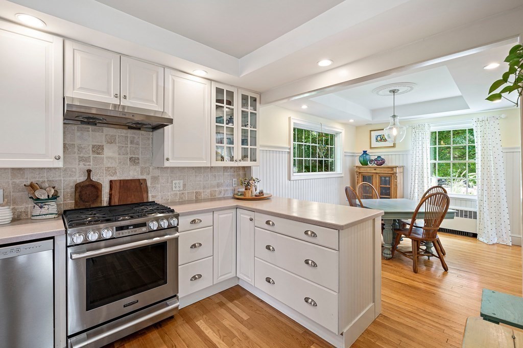 44 Bay Road Duxbury, MA 02332 - Photo 11 of 38