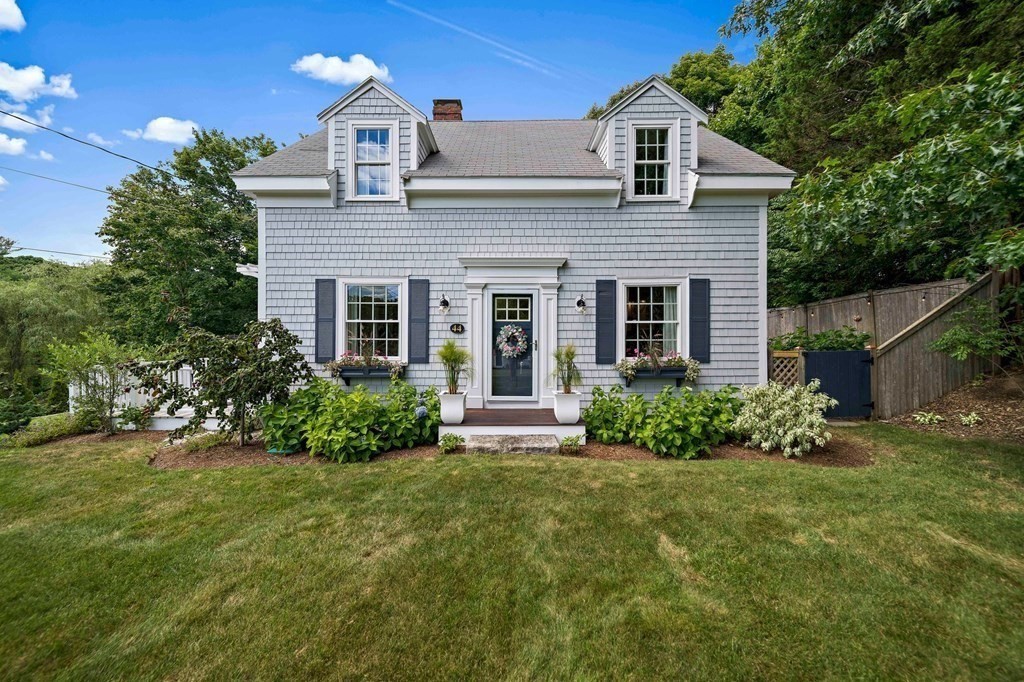 44 Bay Road Duxbury, MA 02332 - Photo 2 of 38