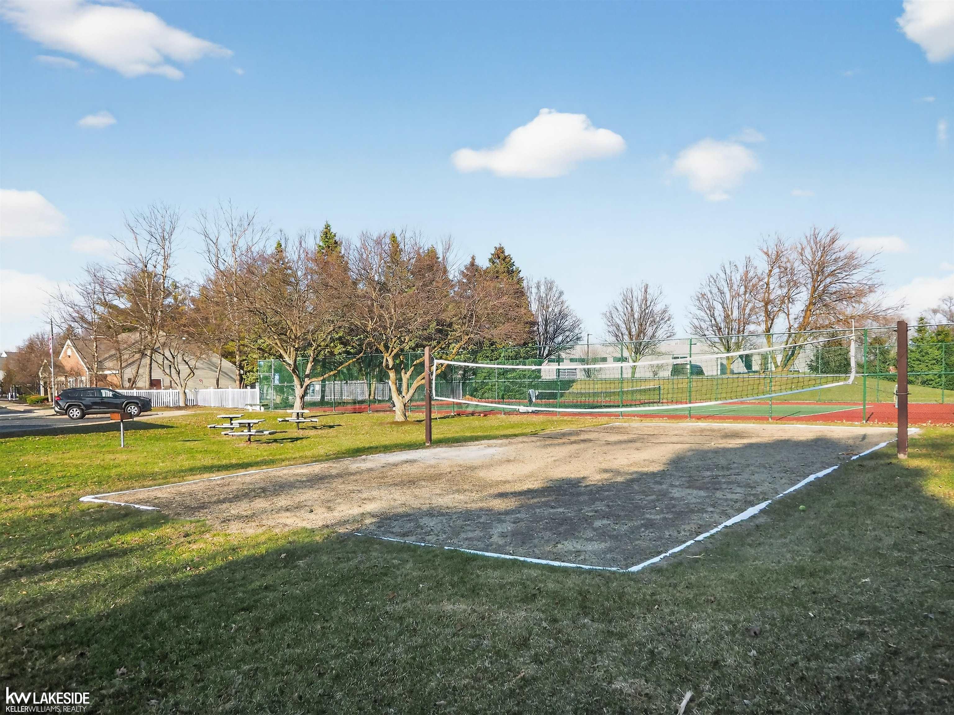 1524 Porter Circle Rochester, MI 48307 - Photo 14 of 15