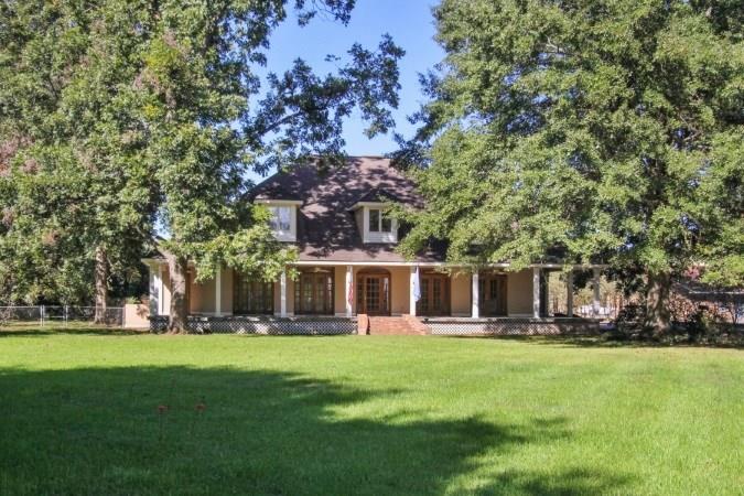 605 Twin Bridges Road Alexandria, LA 71303 - Photo 1 of 15 Gallery Image 1