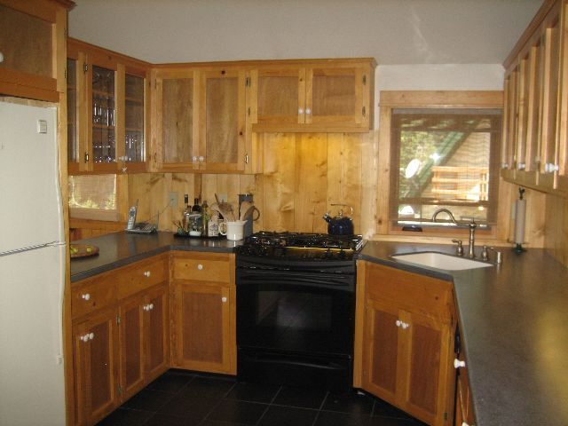 7308 Cascade Road Soda Springs, CA 95728 - Photo 4 of 9 Gallery Image 4