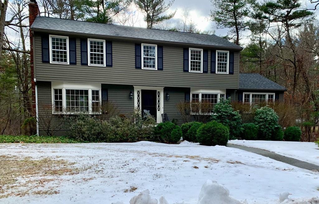 1 Mohawk Road Andover, MA 01810 - Photo 1 of 10 Gallery Image 1