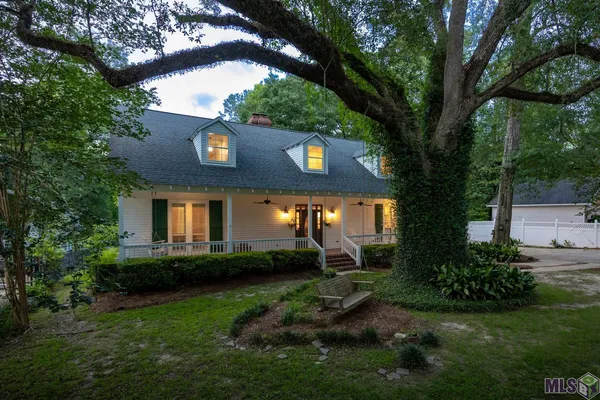 $675,000 | 18115 Magnolia Bend Road, Greenwell Springs, LA 70739
