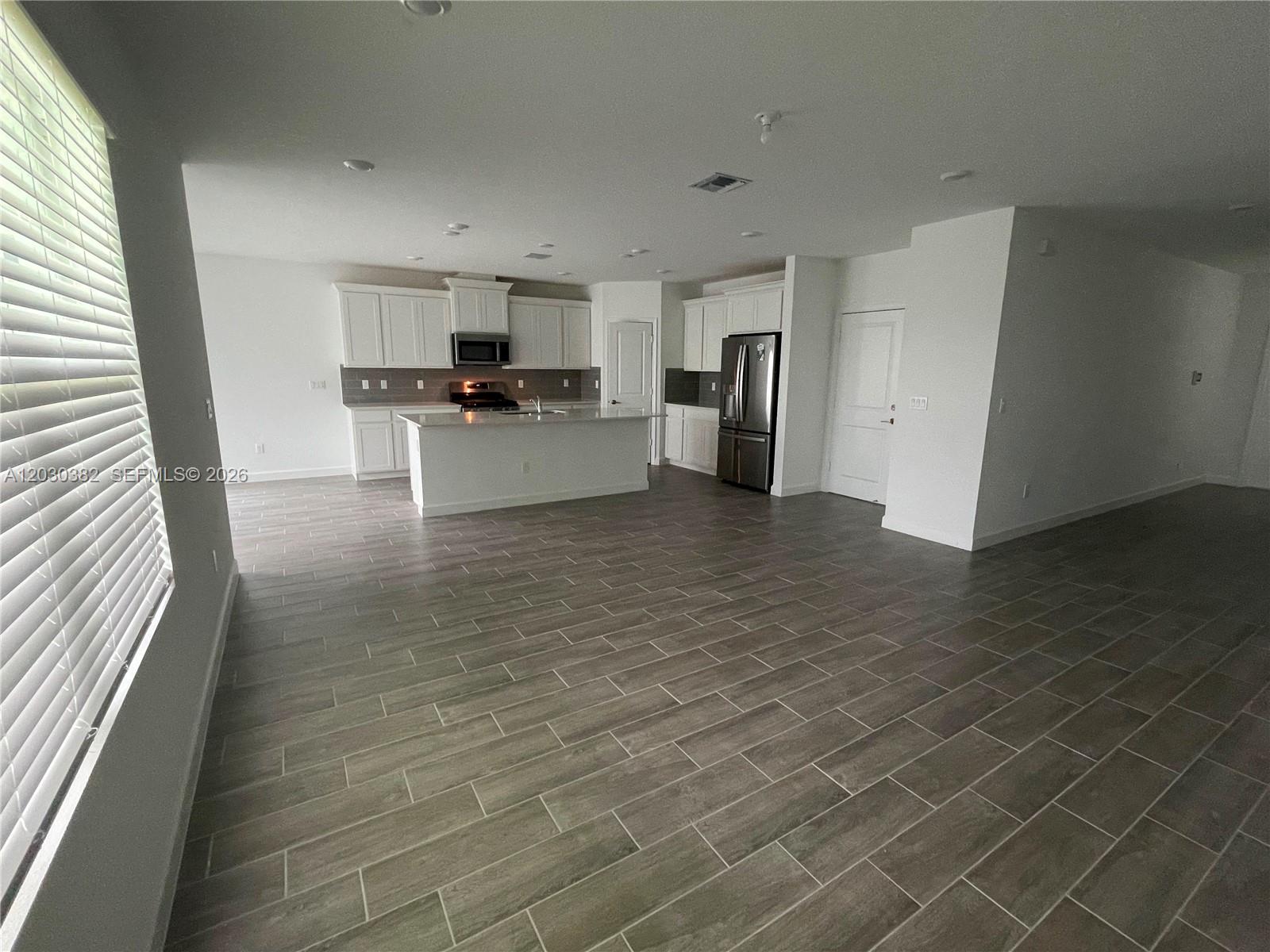 19472 Whispering Creek Road Loxahatchee, FL 33470 - Photo 5 of 24