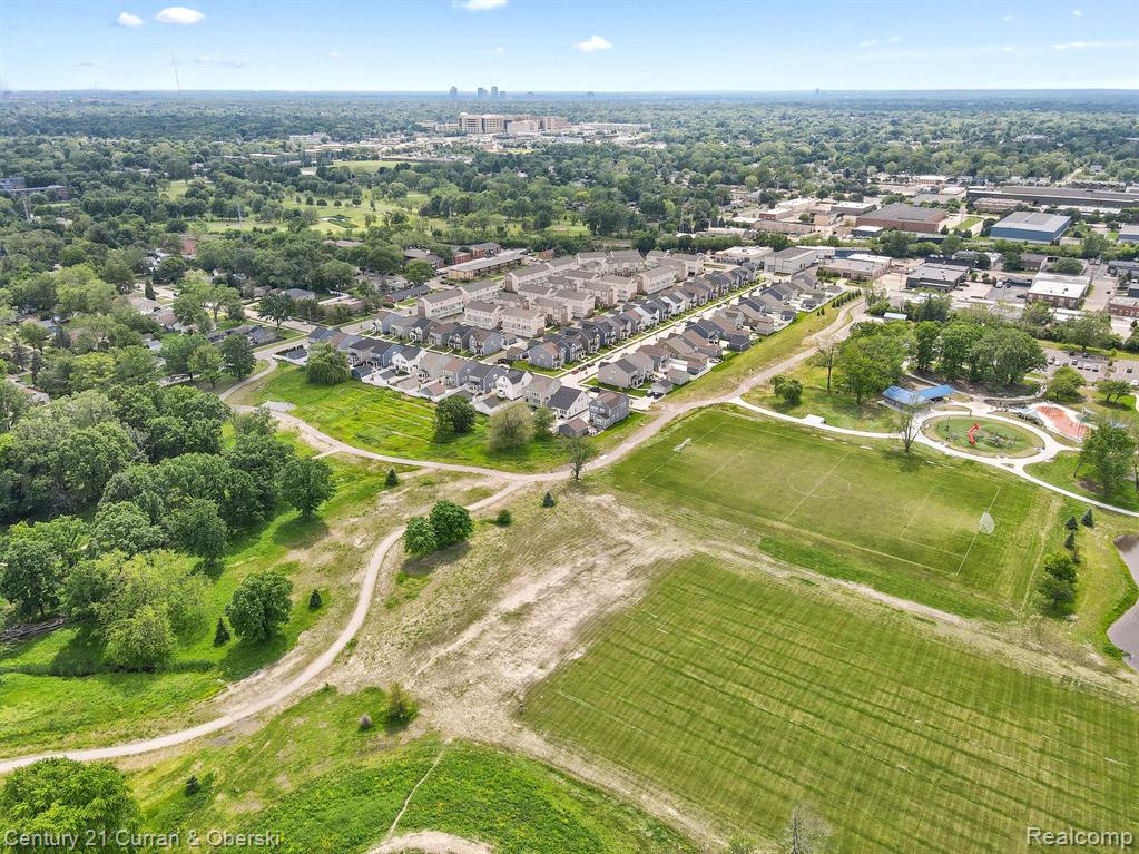 2500 Normandy Road, Unit 42 Royal Oak, MI 48073 - Photo 47 of 63
