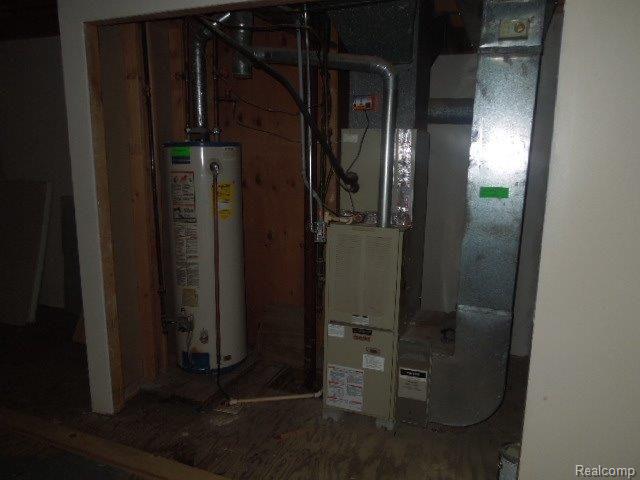 5570 Genesee Road Lapeer, MI 48446 - Photo 11 of 20 11-25 (13).jpg