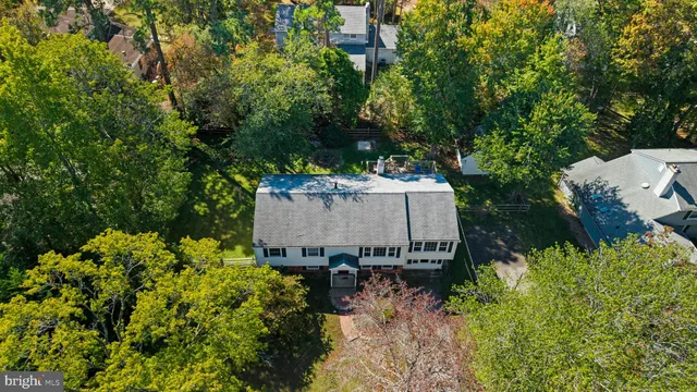 $599,000 | 187 South Lakeside Drive East, Medford, NJ 08055