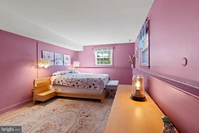 $599,000 | 187 South Lakeside Drive East, Medford, NJ 08055