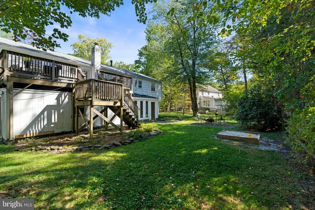 $599,000 | 187 South Lakeside Drive East, Medford, NJ 08055