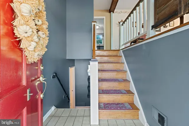 $599,000 | 187 South Lakeside Drive East, Medford, NJ 08055