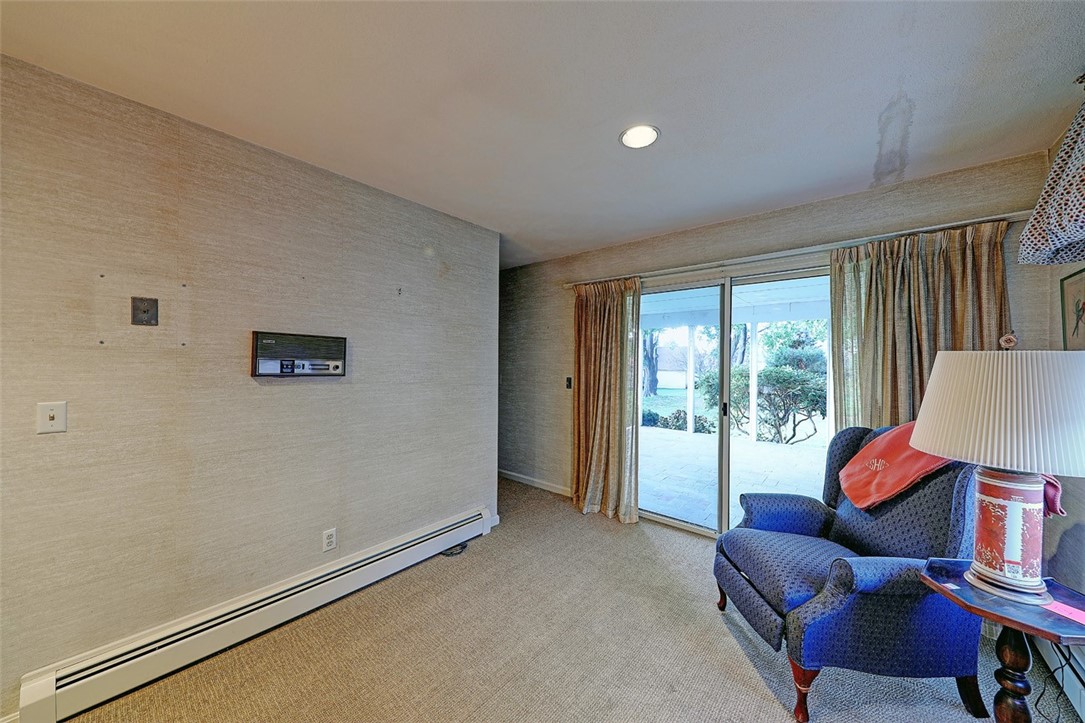 8 Hanley Farm Road Warren, RI 02885 - Photo 14 of 24