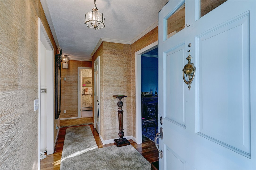8 Hanley Farm Road Warren, RI 02885 - Photo 4 of 24