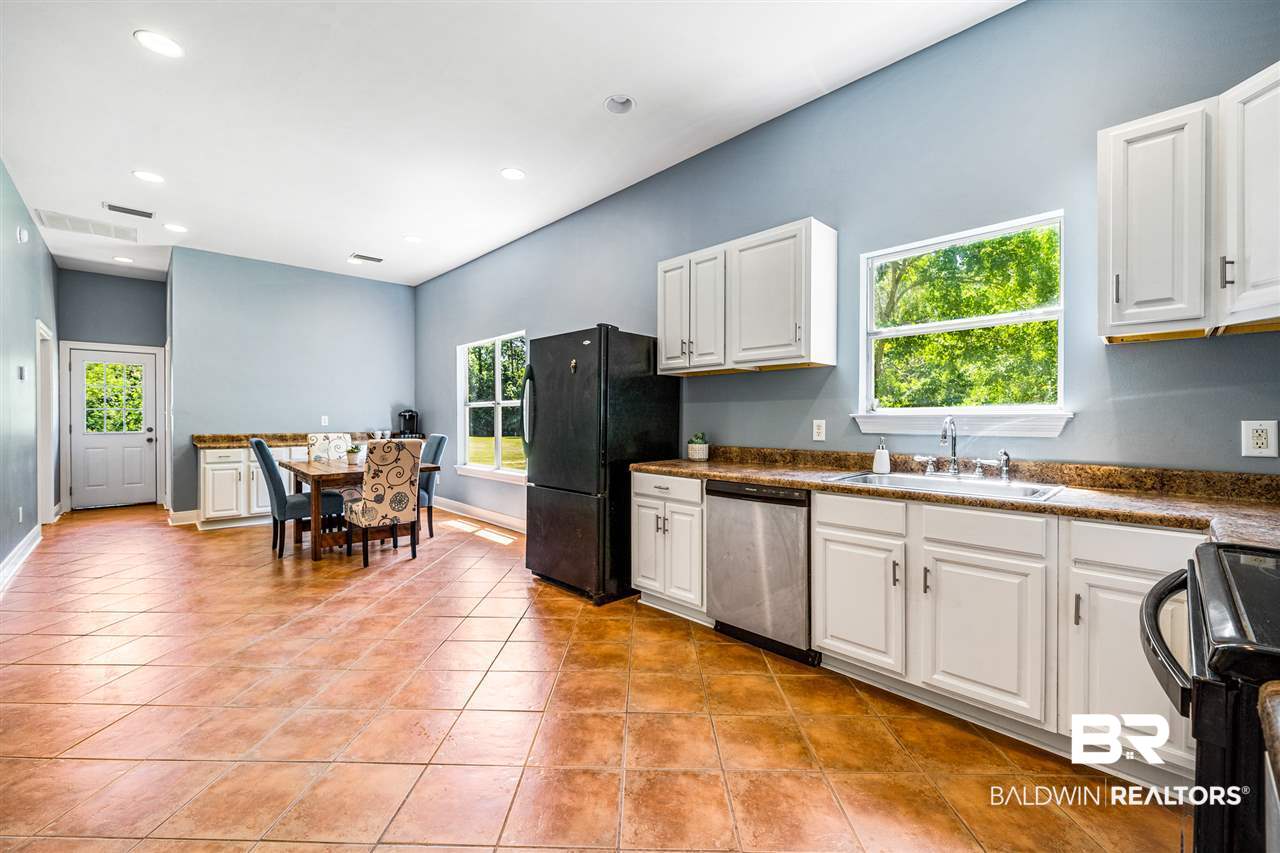 14202 County Road 3, Unit D Fairhope, AL 36532 - Photo 16 of 43