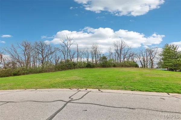 $600,000 | 13004 Pingry Place, St. Louis, MO 63131