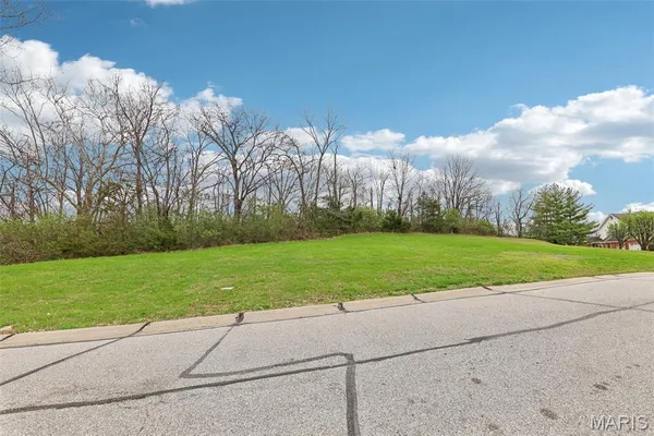 $600,000 | 13004 Pingry Place, St. Louis, MO 63131