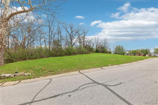 $600,000 | 13004 Pingry Place, St. Louis, MO 63131
