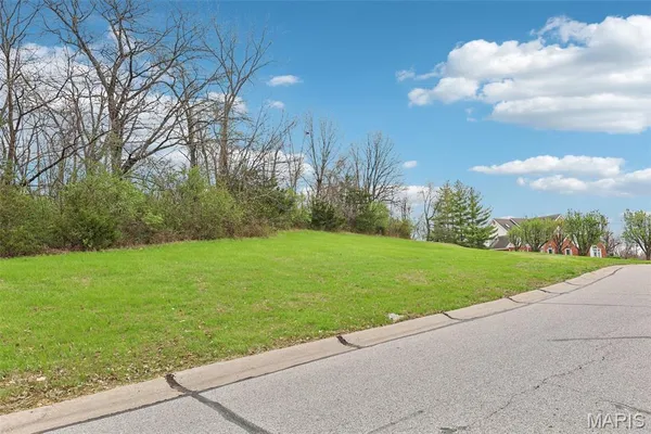$600,000 | 13004 Pingry Place, St. Louis, MO 63131