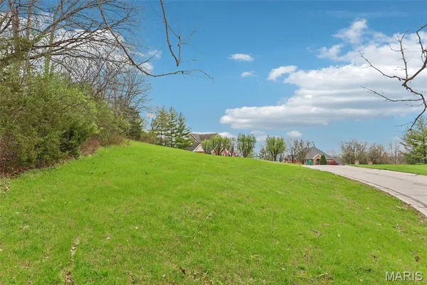 $600,000 | 13004 Pingry Place, St. Louis, MO 63131