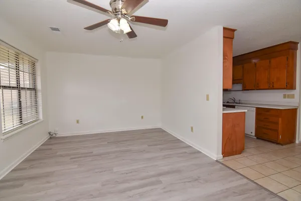 $1,500 | 115 Ashwood Court, Summerville, SC 29486