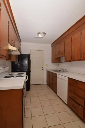 $1,500 | 115 Ashwood Court, Summerville, SC 29486