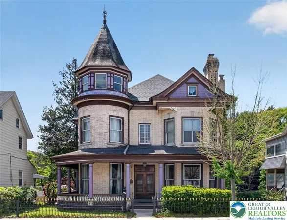 $299,900 | 231 Main Street, Slatington, PA 18080