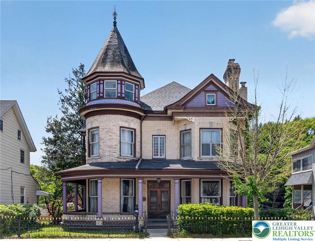 231 Main Street Slatington, PA 18080 - Photo 1 of 44
