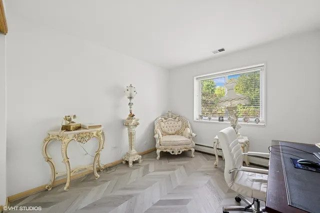 $235,000 | 1215 North Waterman Avenue, Unit 3L, Arlington Heights, IL 60004