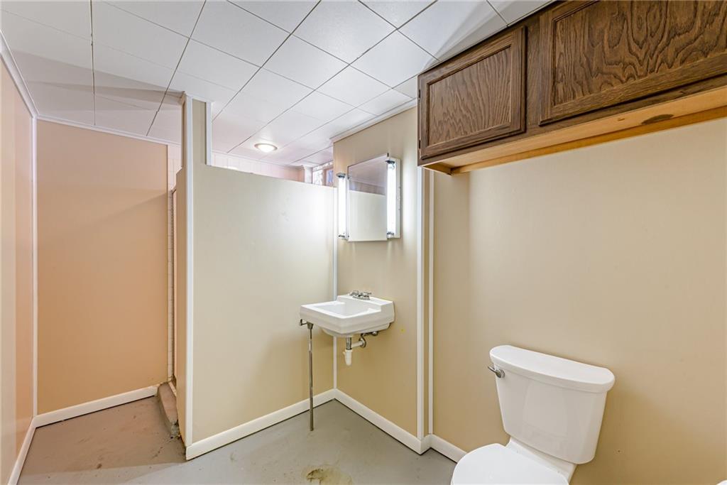 134 Story Road Export, PA 15632 - Photo 23 of 23 a bathroom with a toilet