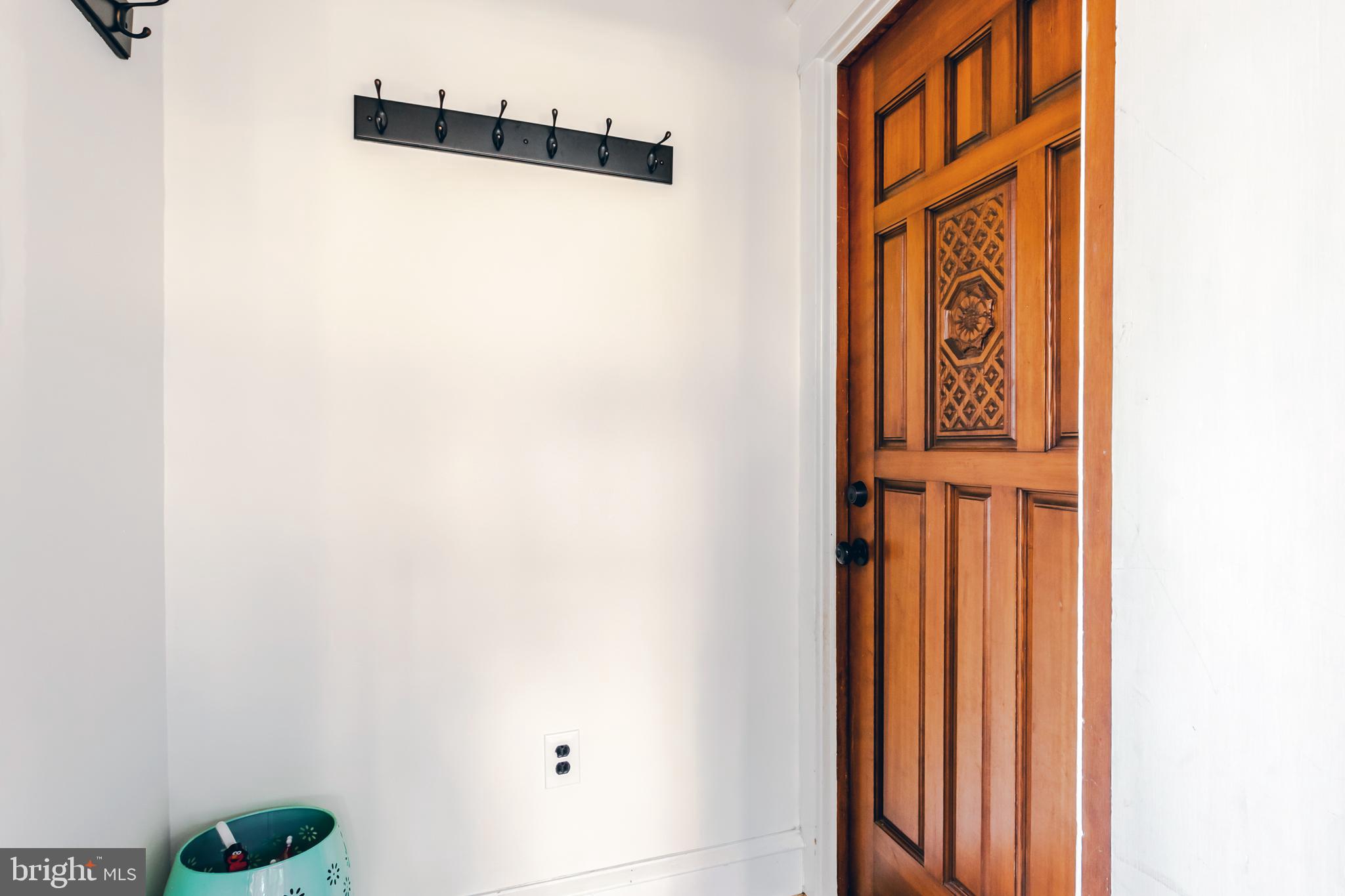 1611 Beverly Road Havertown, PA 19083 - Photo 6 of 31