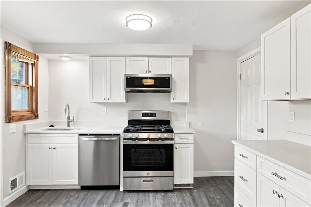 1685 Brodhead Road, Unit 1 Coraopolis, PA 15108 - Photo 7 of 24