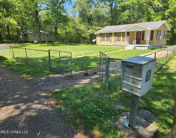 $80,000 | 1015 Herbert Lane, Hazlehurst, MS 39083