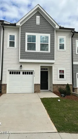 $1,800 | 3413 Oak Pass Drive, Raleigh, NC 27610