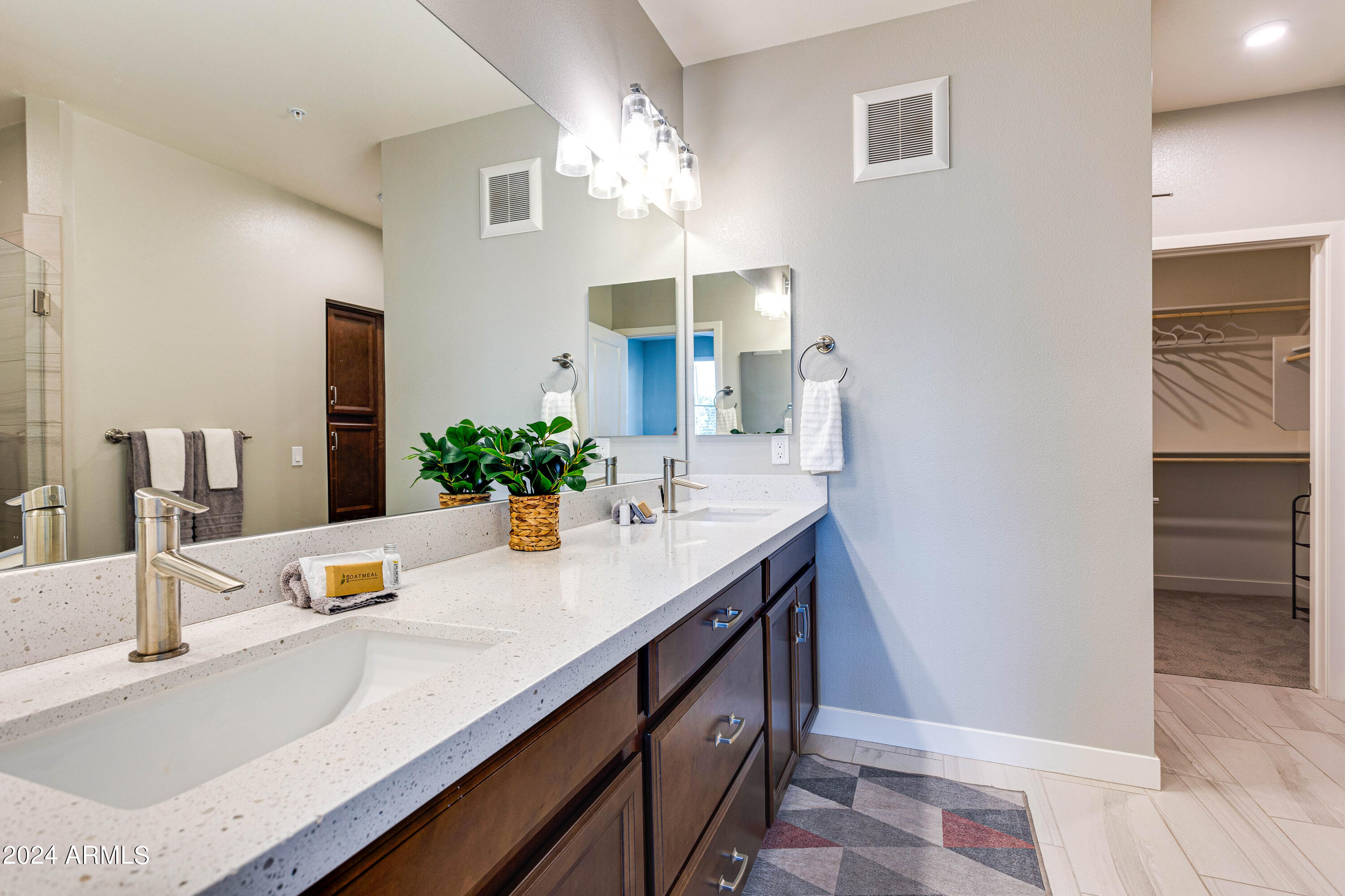 2511 West Queen Creek Road, Unit 102 Chandler, AZ 85248 - Photo 18 of 30 F21A2746