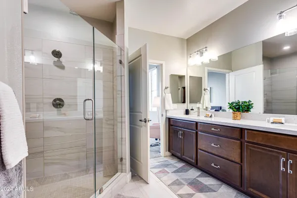 $5,800 | 2511 West Queen Creek Road, Unit 102, Chandler, AZ 85248