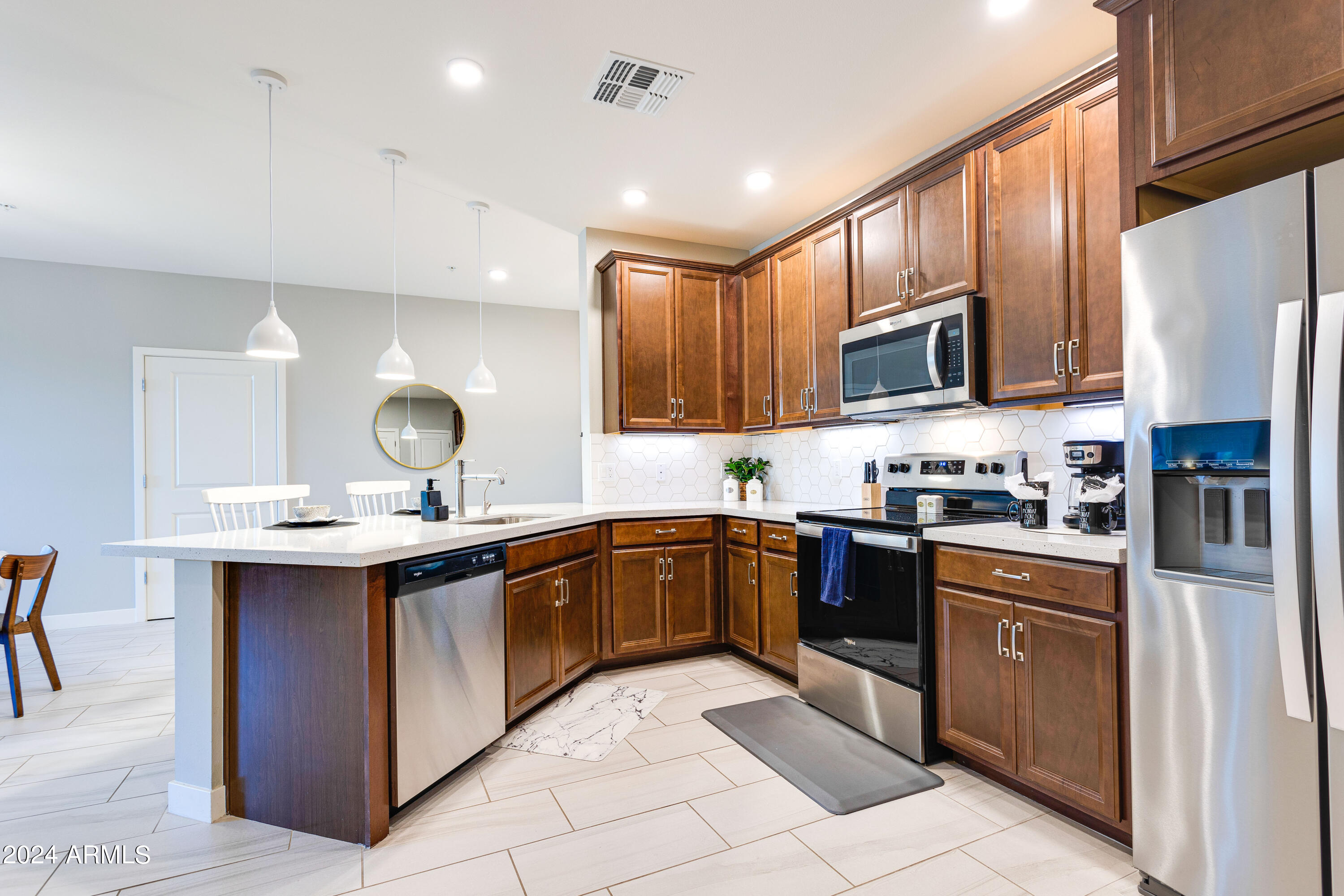 2511 West Queen Creek Road, Unit 102 Chandler, AZ 85248 - Photo 5 of 30 F21A2756