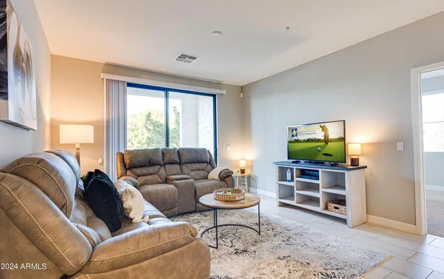 $5,800 | 2511 West Queen Creek Road, Unit 102, Chandler, AZ 85248