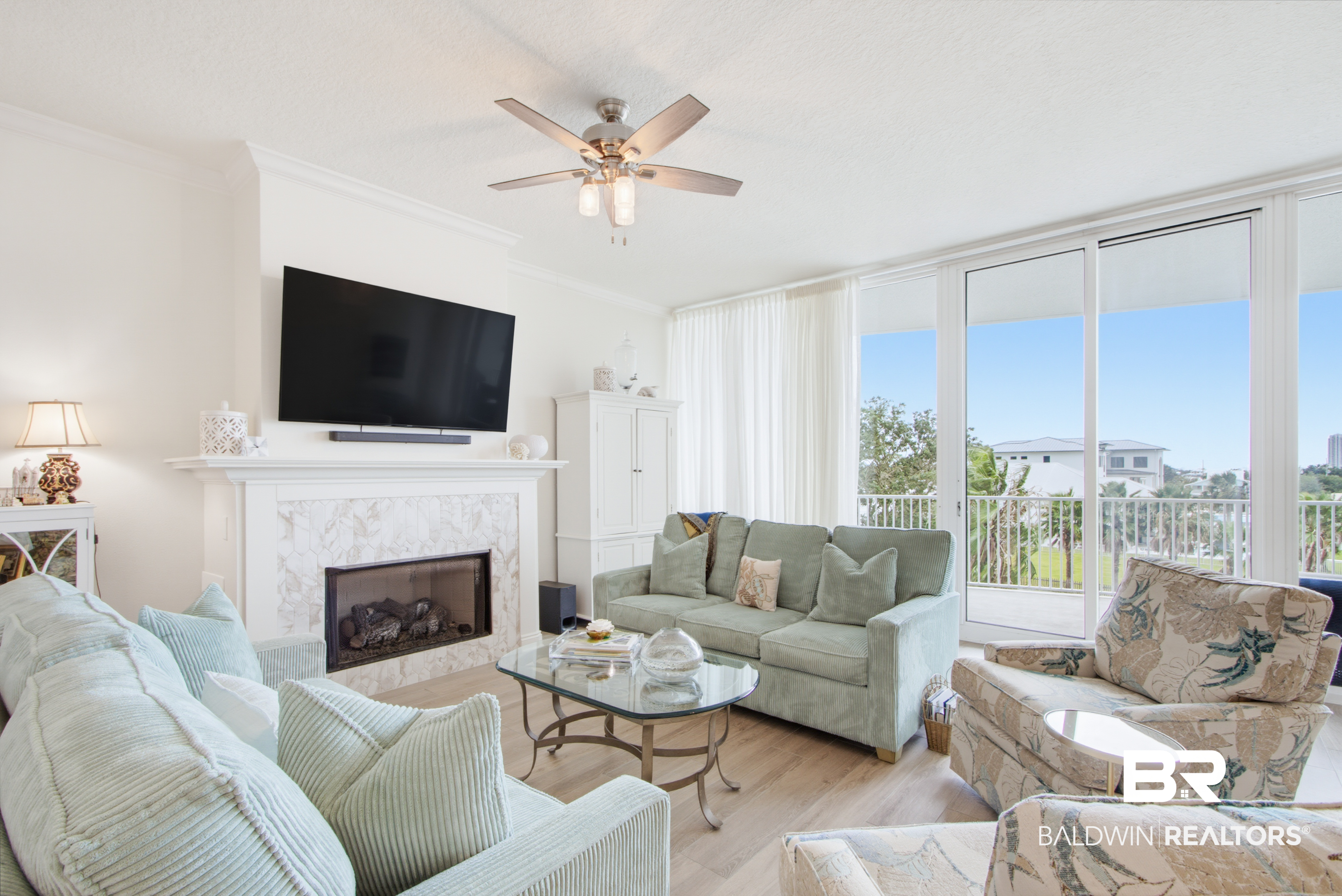 28250 Canal Road, Unit E2 Orange Beach, AL 36561 - Photo 28 of 76 Living Area
