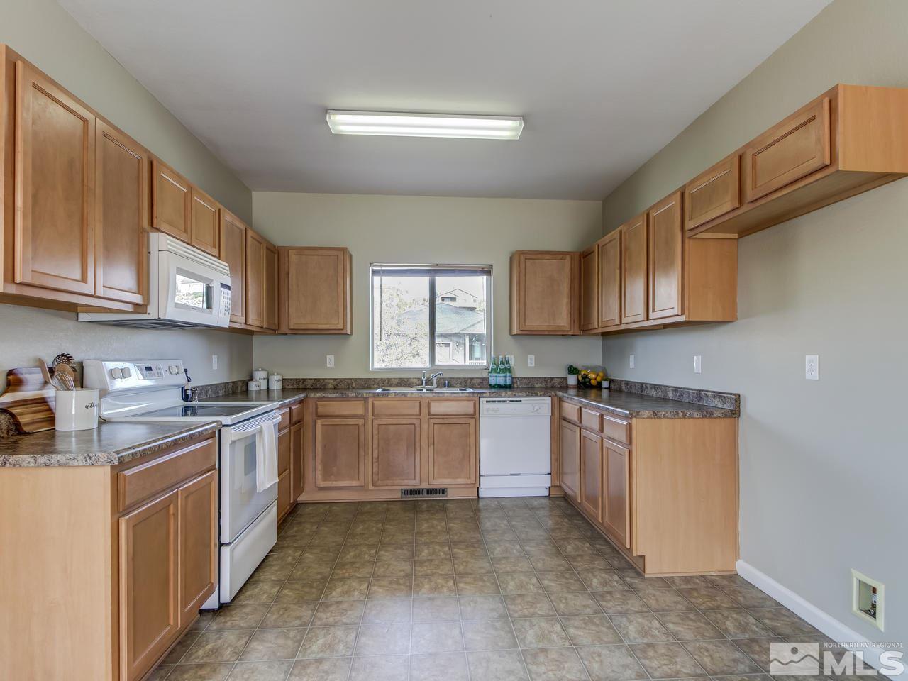 310 Orrcrest Drive Reno, NV 89506 - Photo 3 of 24 Photo 3