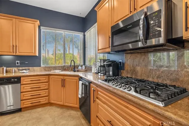 $5,974 | 44260 Vía Coronado, La Quinta, CA 92253