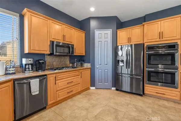 $5,875 | 44260 Vía Coronado, La Quinta, CA 92253