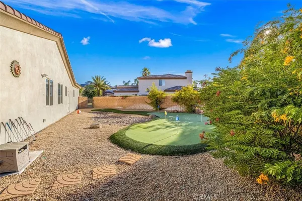 $5,875 | 44260 Vía Coronado, La Quinta, CA 92253