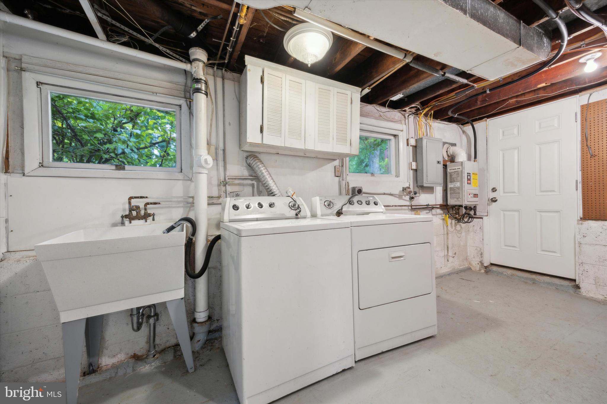 70 Schoolhouse Road Chalfont, PA 18914 - Photo 30 of 35 Laundry Area