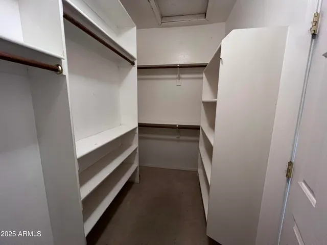 $2,400 | 1961 East Shannon Street, Gilbert, AZ 85295