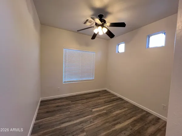 $2,400 | 1961 East Shannon Street, Gilbert, AZ 85295