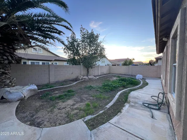 $2,400 | 1961 East Shannon Street, Gilbert, AZ 85295