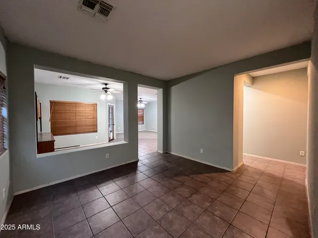 $2,400 | 1961 East Shannon Street, Gilbert, AZ 85295