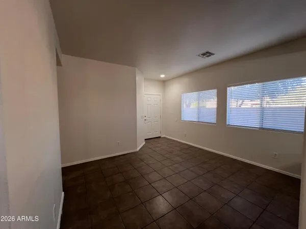 $2,345 | 1961 East Shannon Street, Gilbert, AZ 85295
