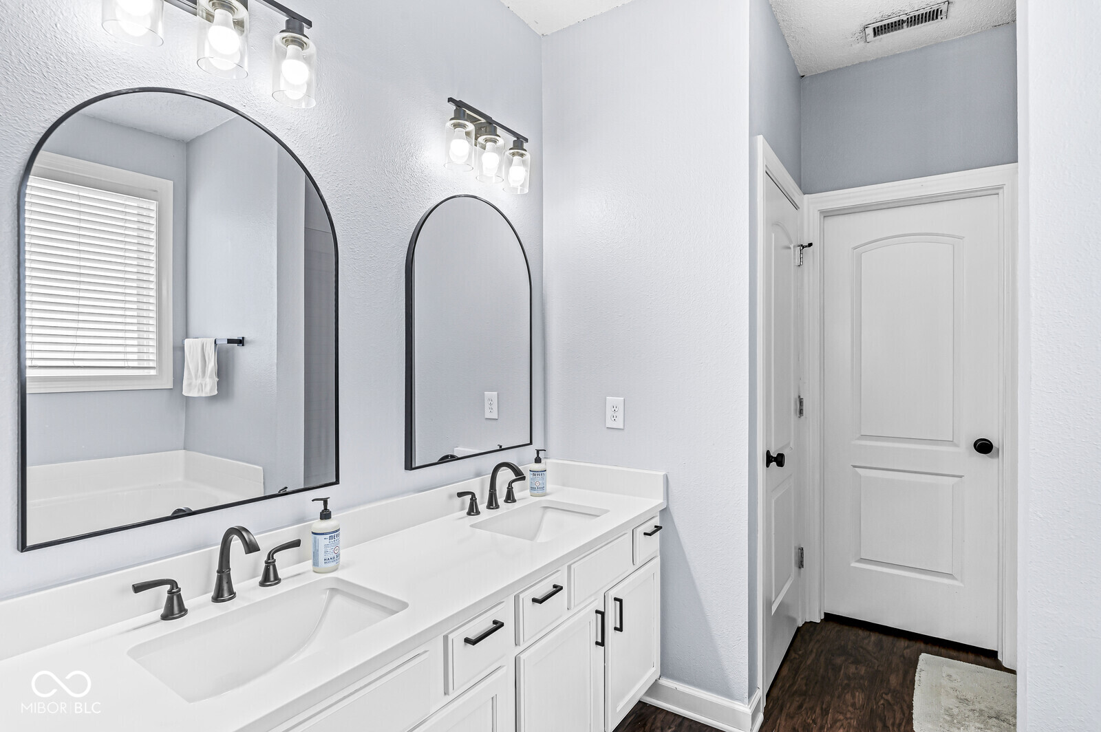 8315 Garden Ridge Road Indianapolis, IN 46237 - Photo 23 of 35 Gallery Image 23